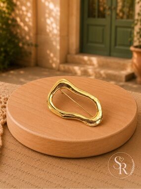 NEW Sculptural Gold Statement Brooch | Surrealist & Modernist